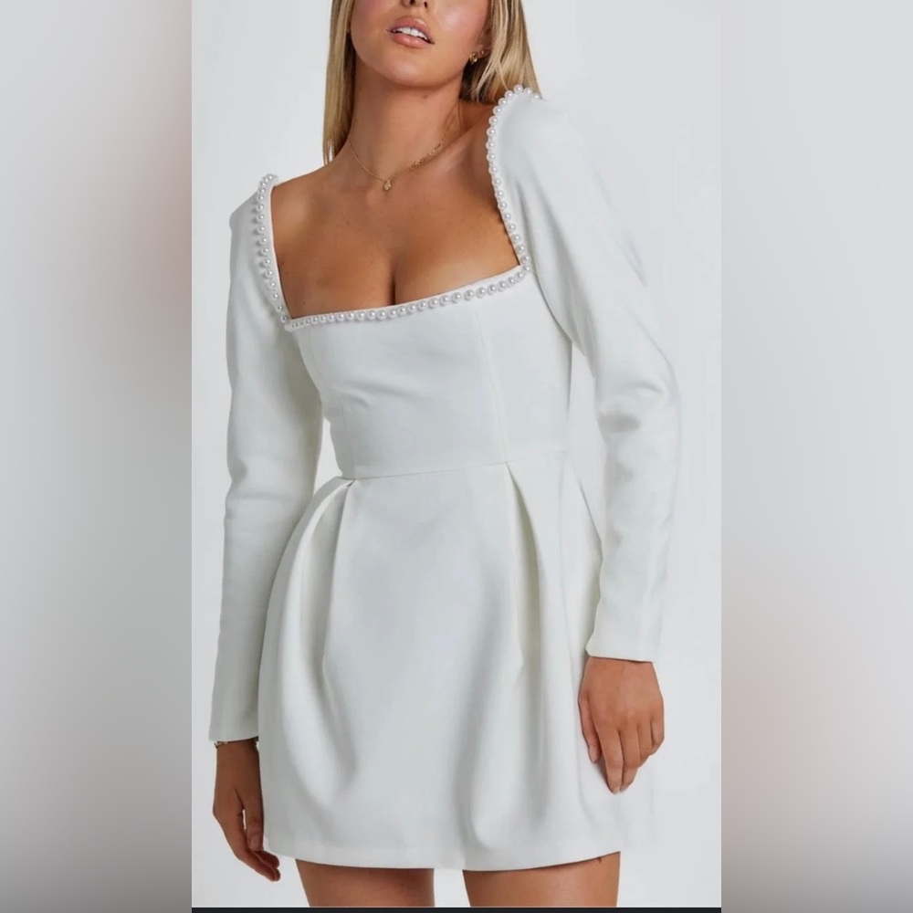 Odd muse pearl dress! Brand new never worn! Currently sold out!